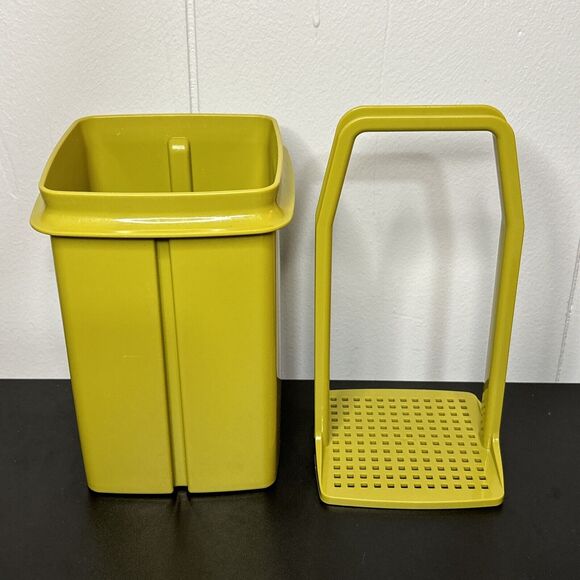 Vintage Tupperware Storage Pickle Keeper Avocado Green 1330-4 - Picture 4 of 8